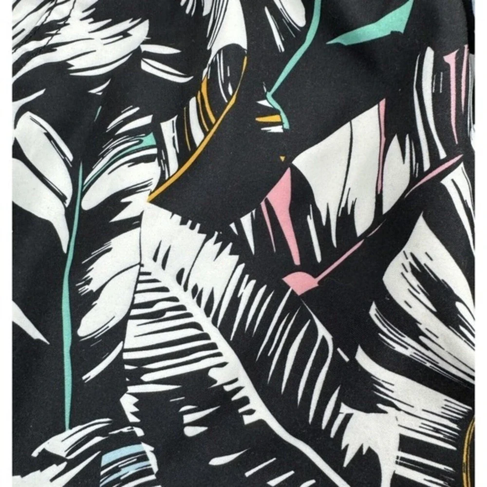 Empyre Men's L Large Ollie Swim Trunks Tropical Surf Lined Black‎ & White
